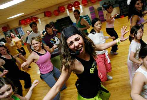 zumba_classlarge