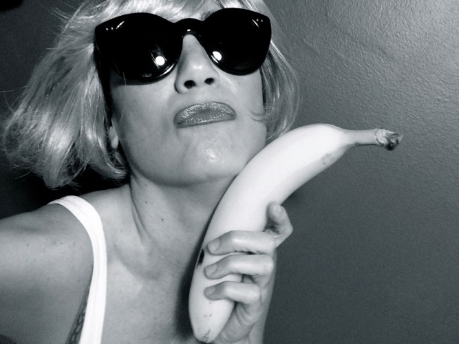 sgb-banana-bw